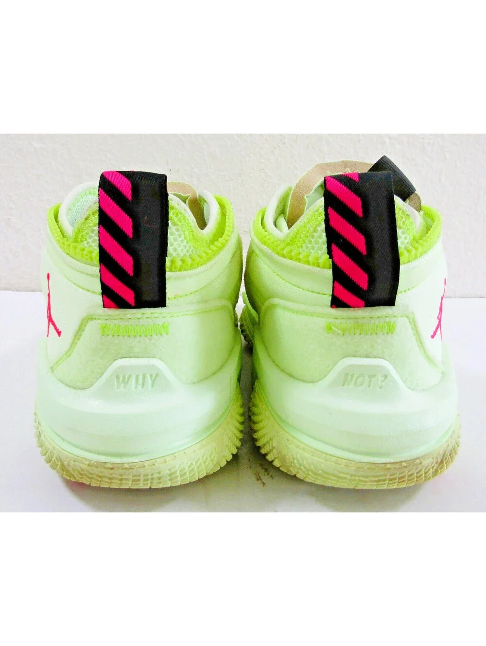 Jordan Why Not .5 Barley Volt/Pink Basketball Shoes 10.5 DO7189-700 with Box
